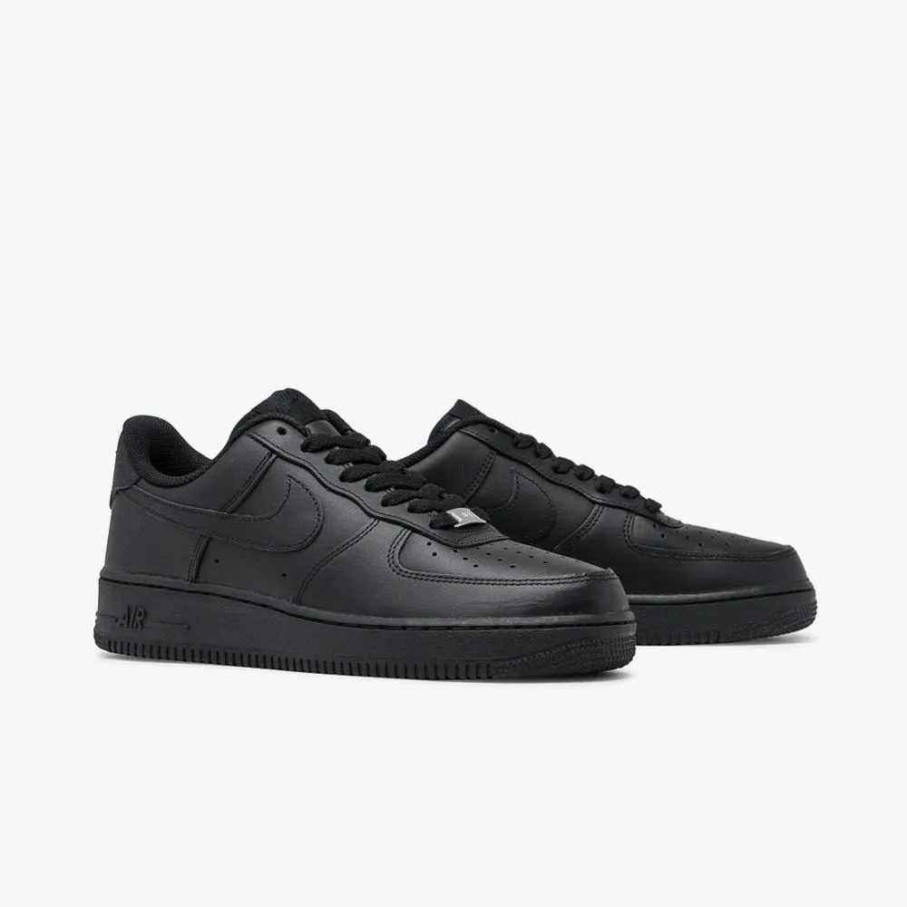 Nike Air Force 1 '07 Schwarz / Schwarz
