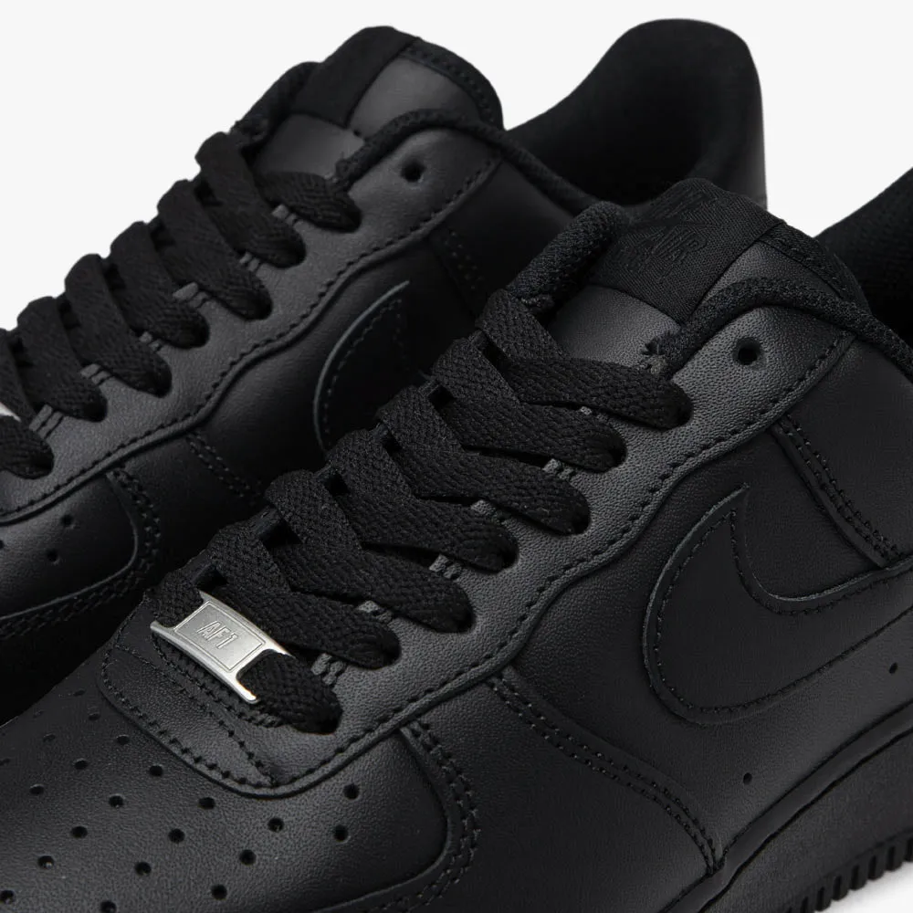 Nike Air Force 1 '07 Schwarz / Schwarz
