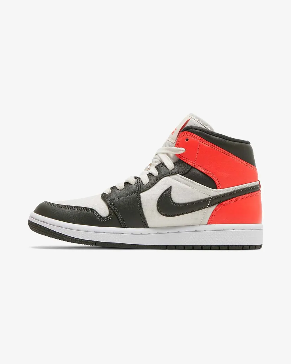 NIKE AIR JORDAN1 WMNS MID HELLES OREWOOD