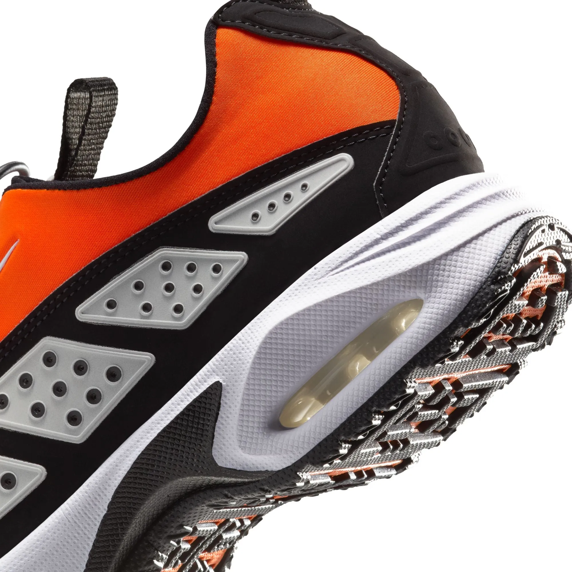 Nike Air Max SNDR SICHERHEITSORANGE/WEIß-SCHWARZ FZ2068-800