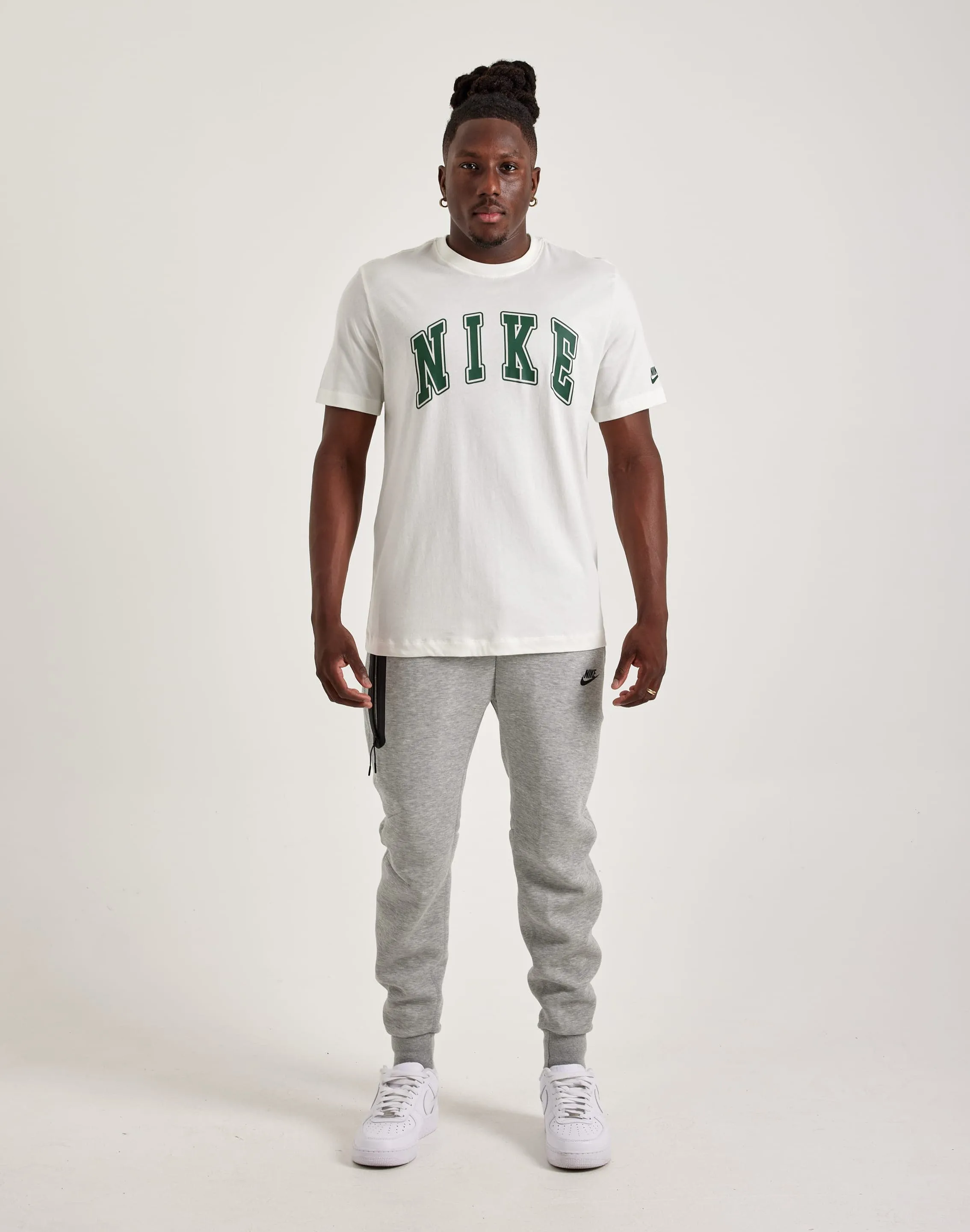 Nike Club T-Shirt