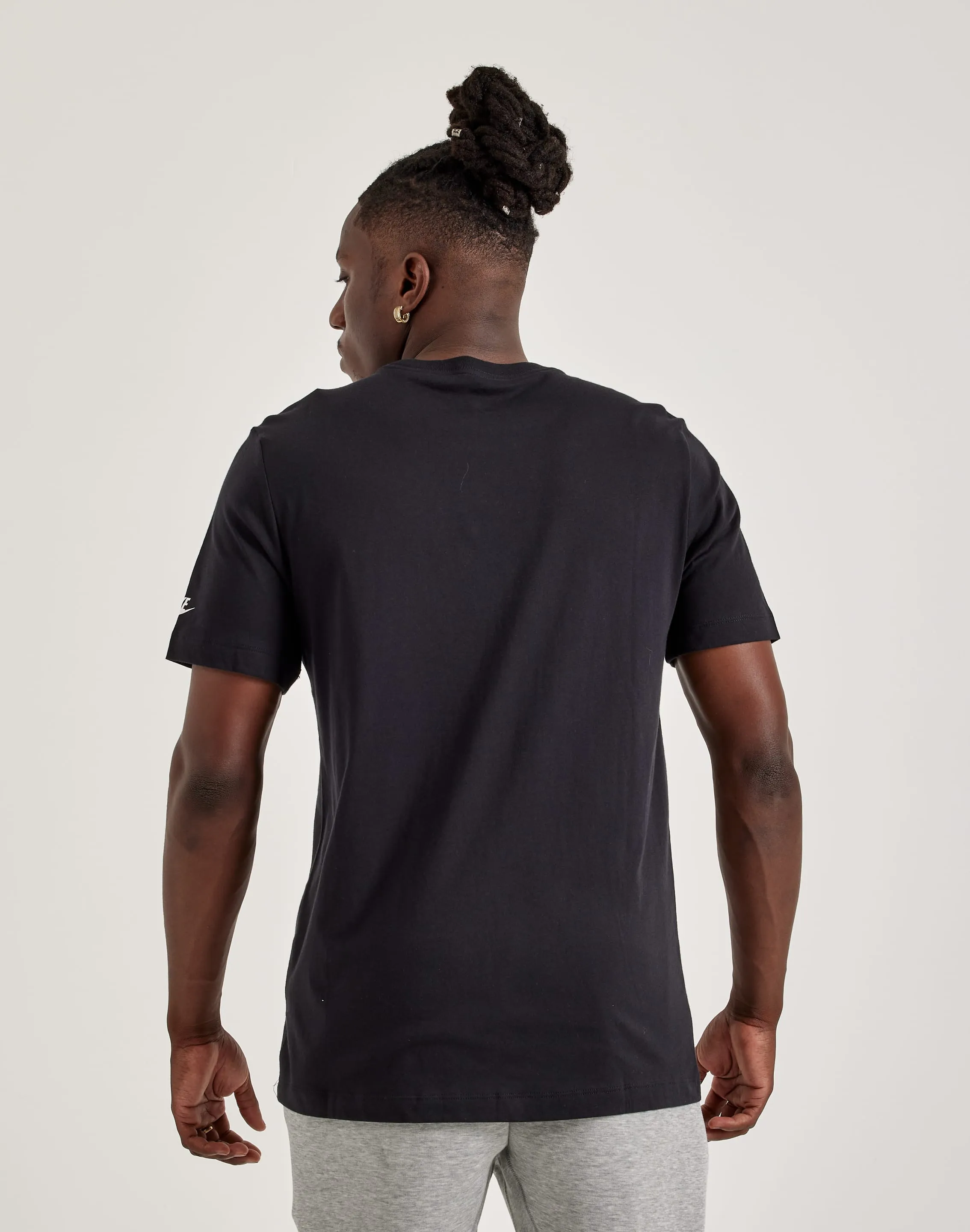 Nike Club T-Shirt