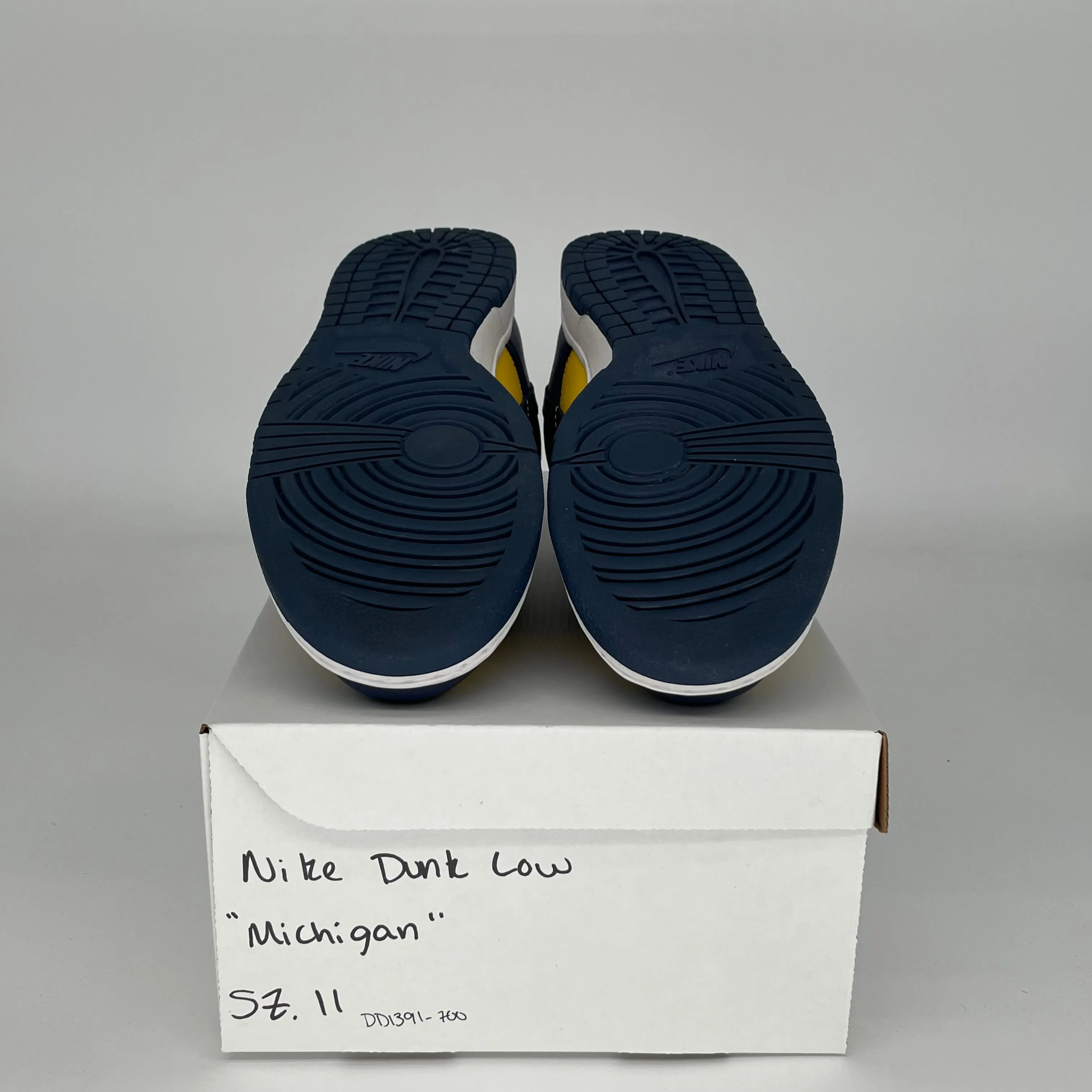 NIKE DUNK LOW MICHIGAN GRÖSSE 11 DD1391-700