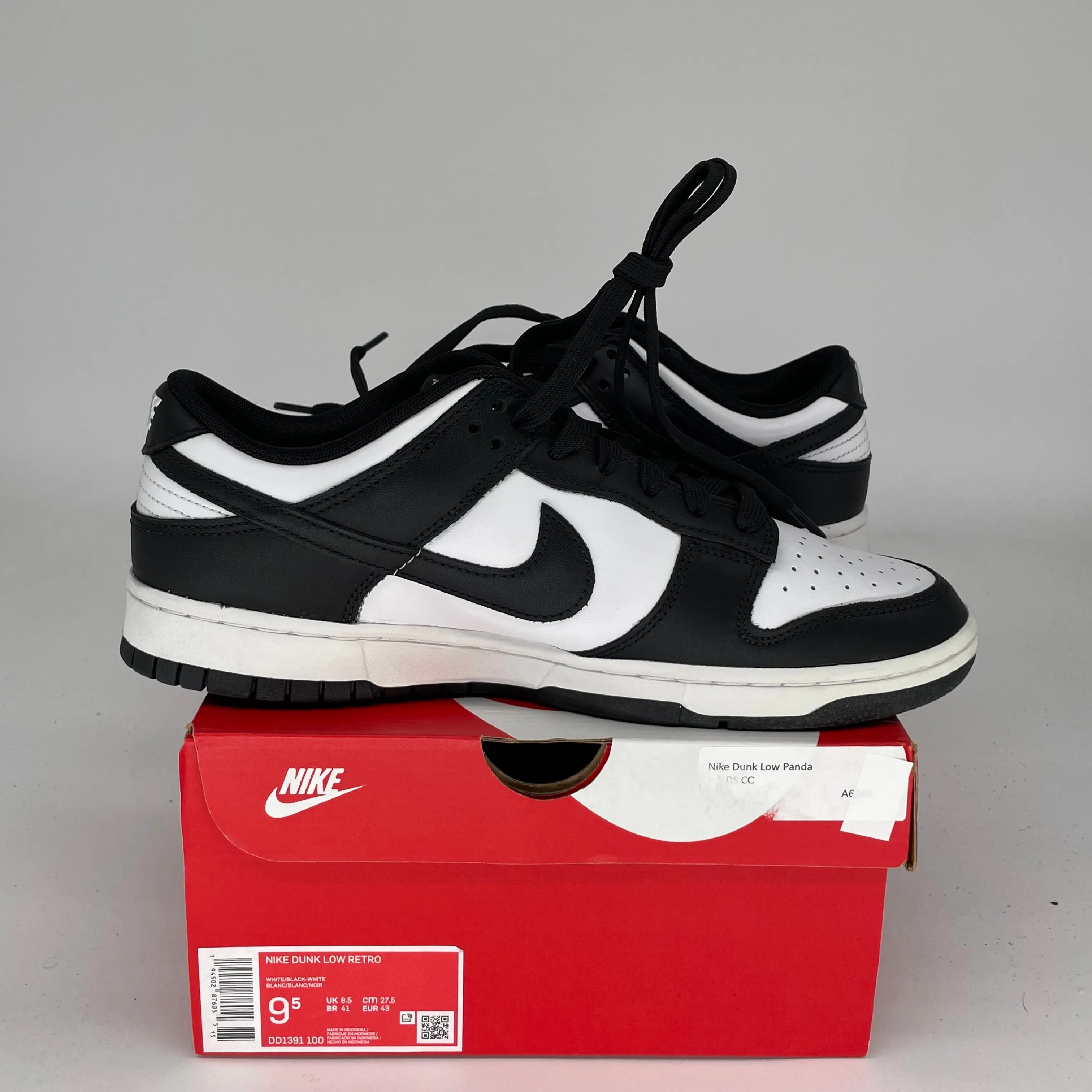 NIKE DUNK LOW PANDA GRÖSSE 9.5 DD1391-100