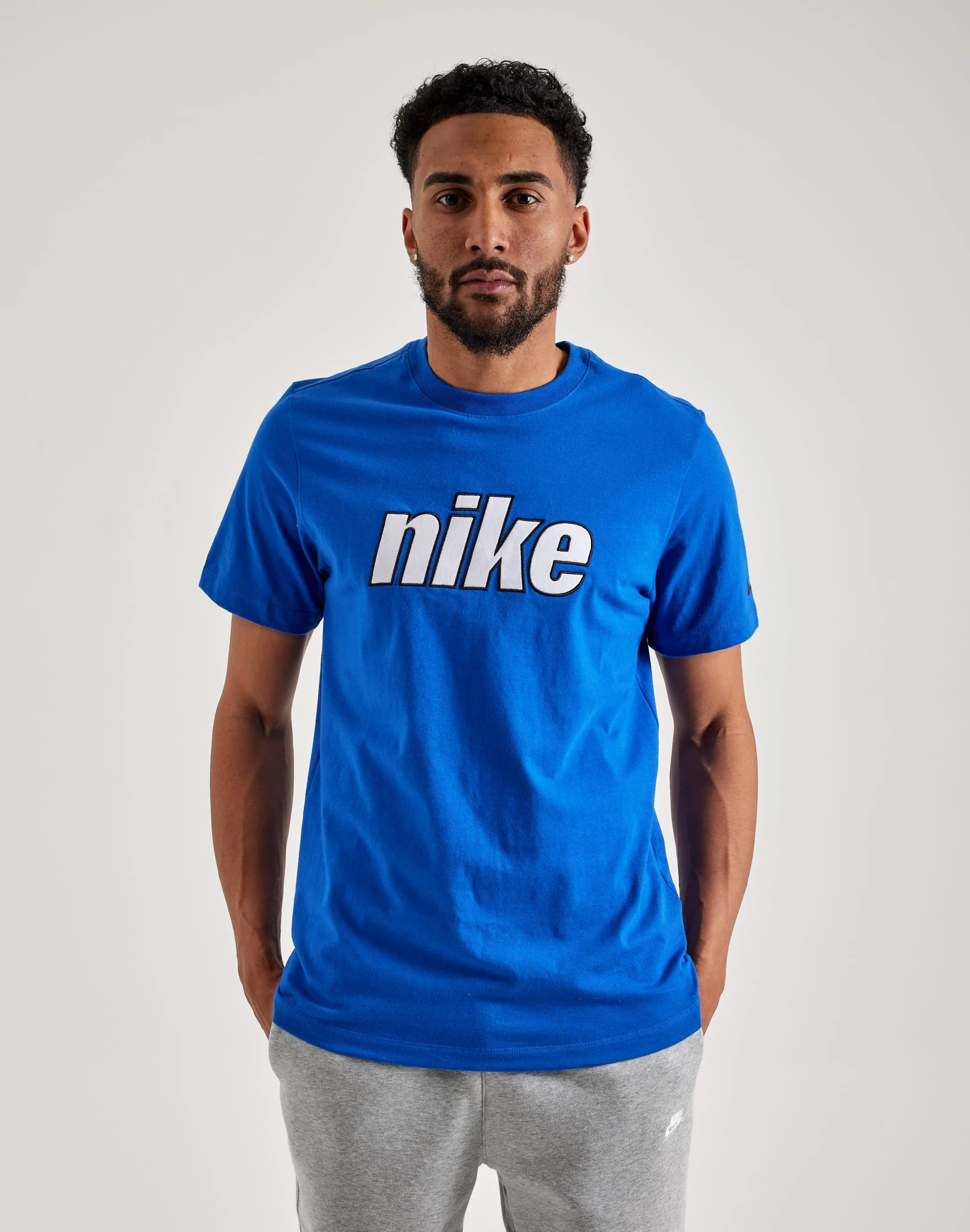 Nike Besticktes Logo T-Shirt