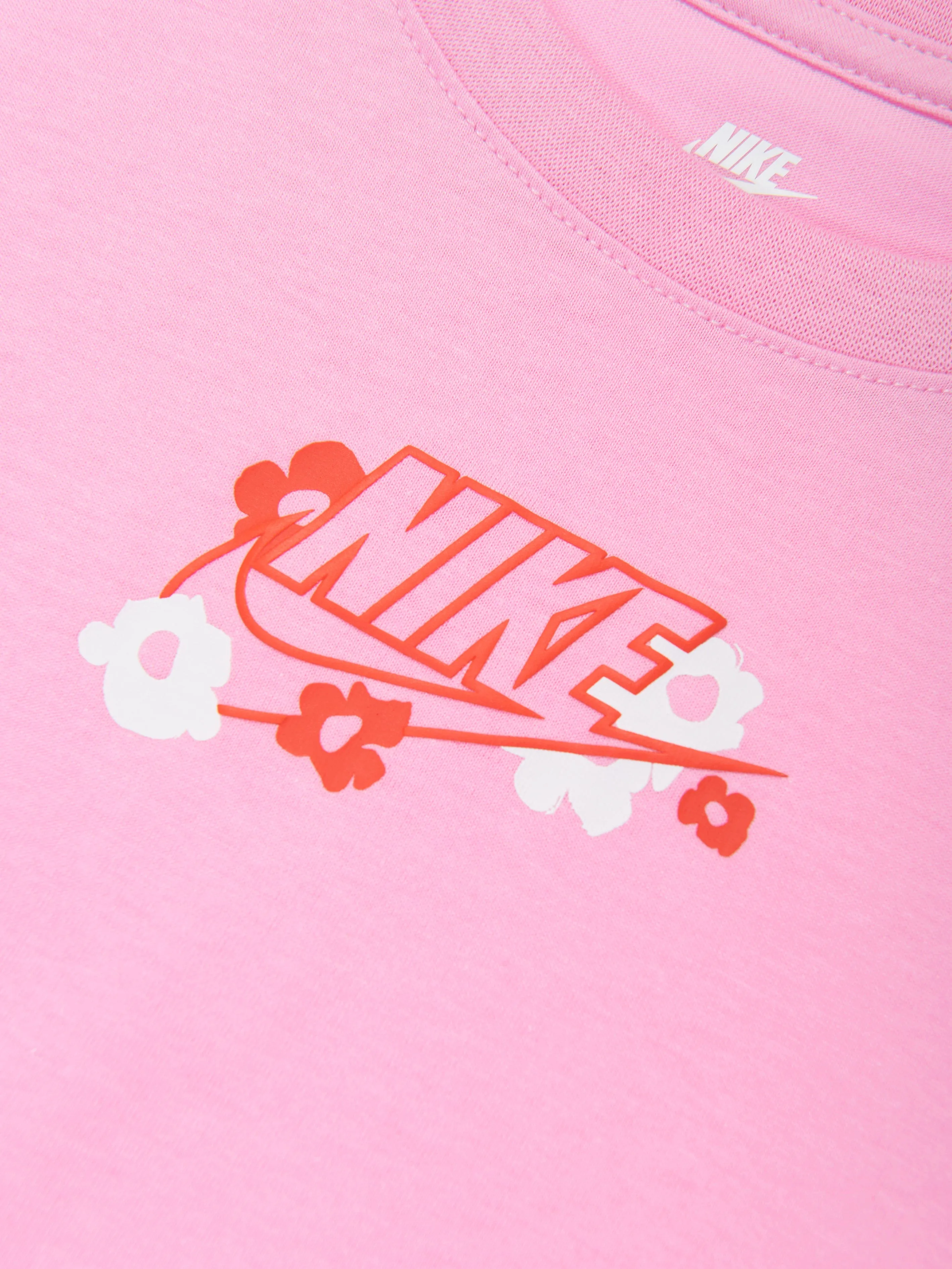 Nike Girls Your Move T-Shirt in Weiß