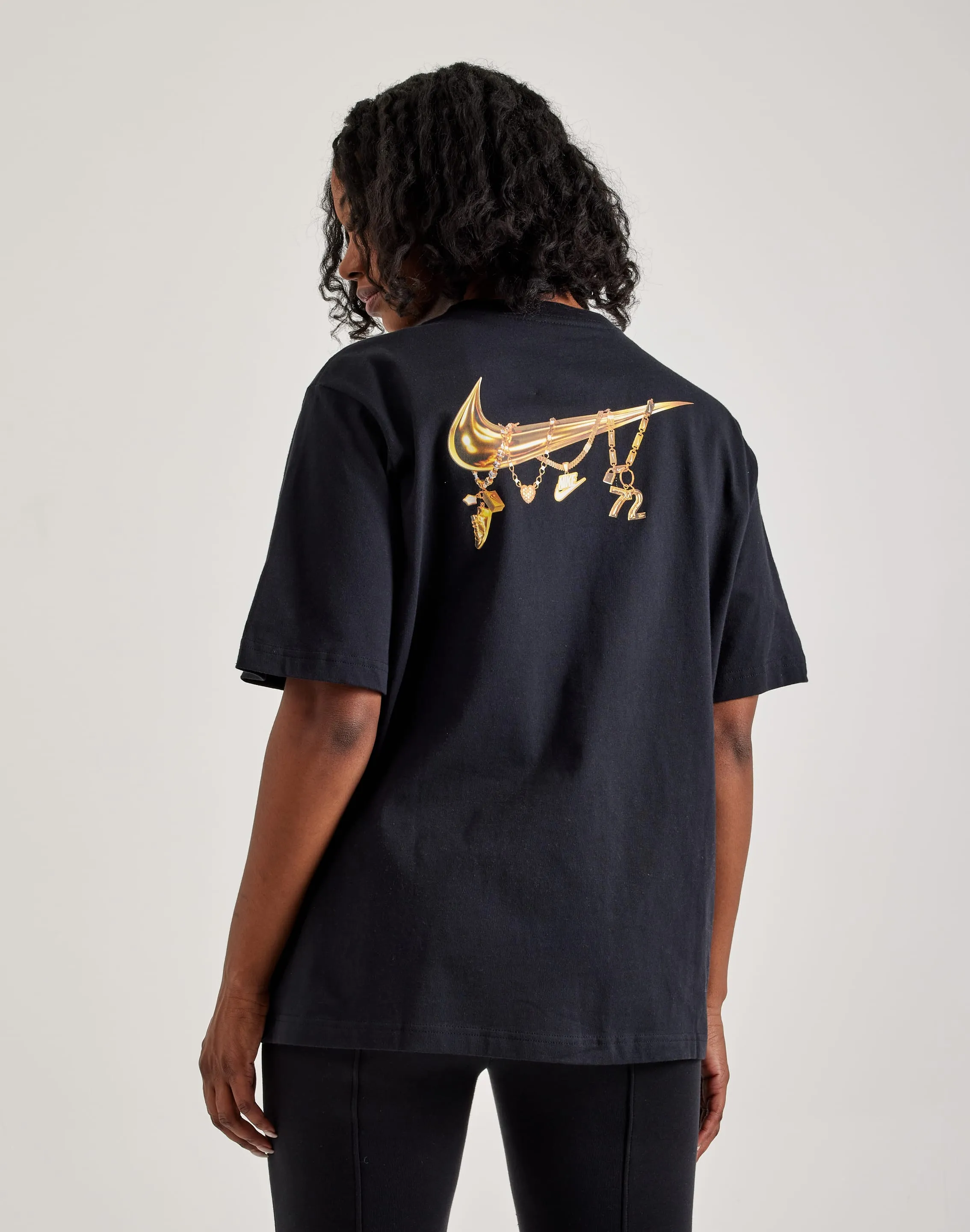 Nike Loose Graphic T-Shirt