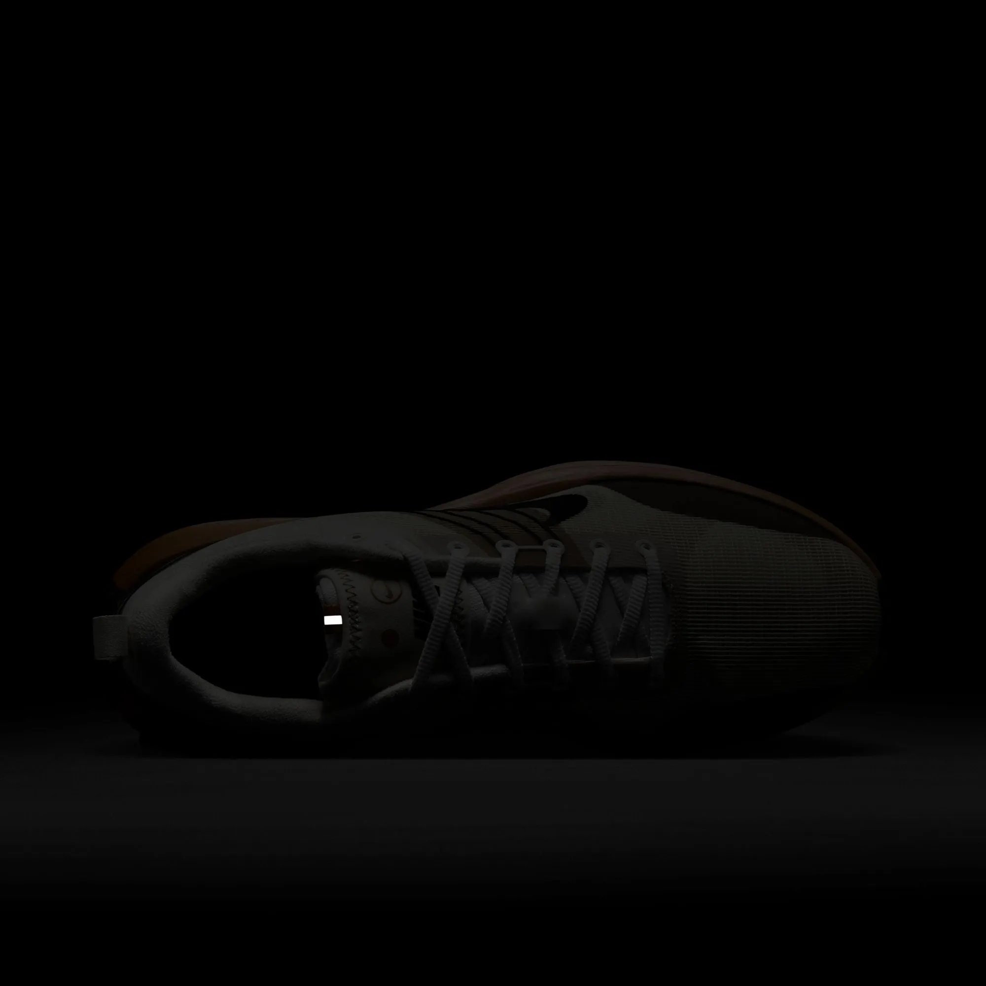 Nike Lunar Roam Summit Weiß/Schwarz-Kokosmilch-Khaki DV2440-101