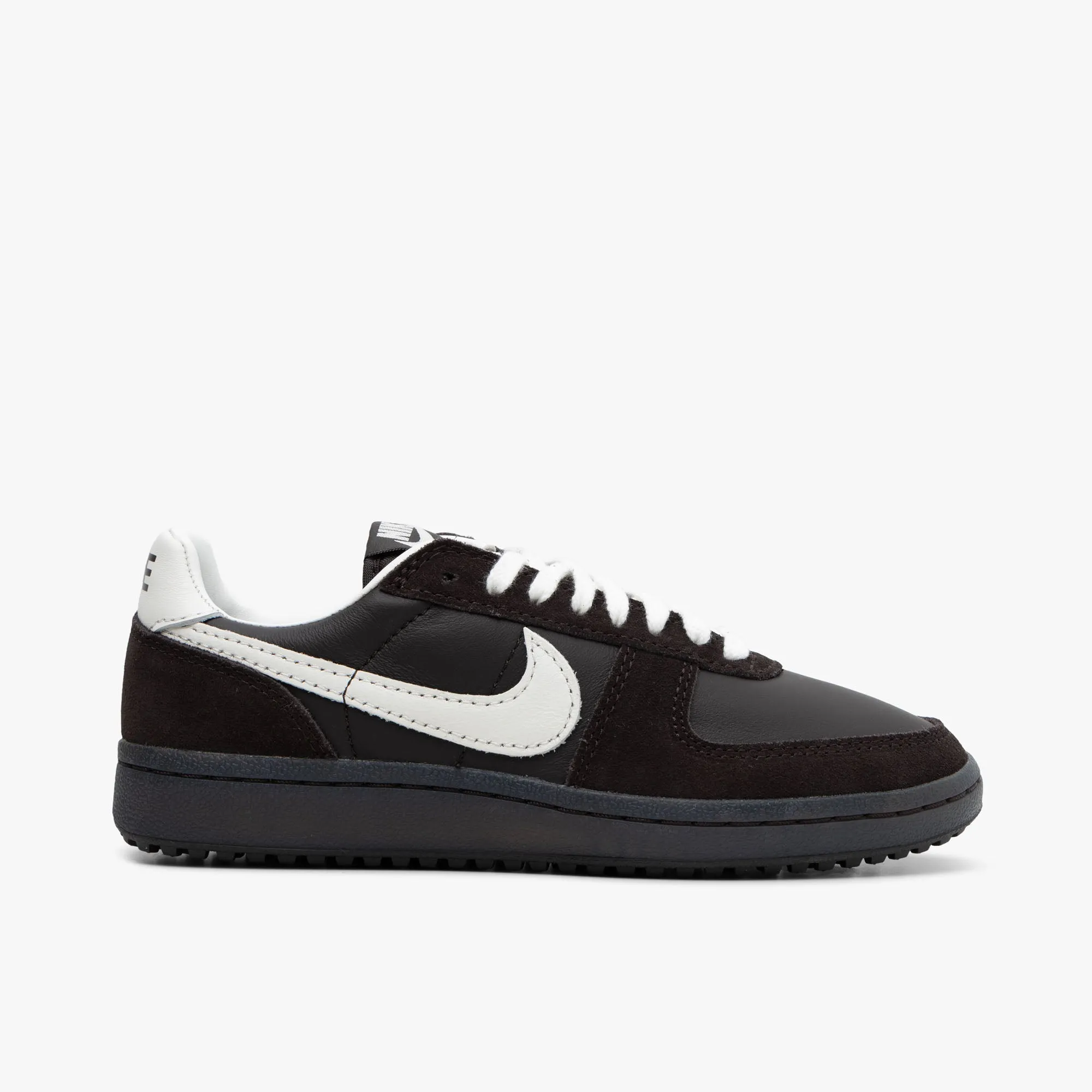Nike Women's Field General 82 Samtbraun / Segeltuch