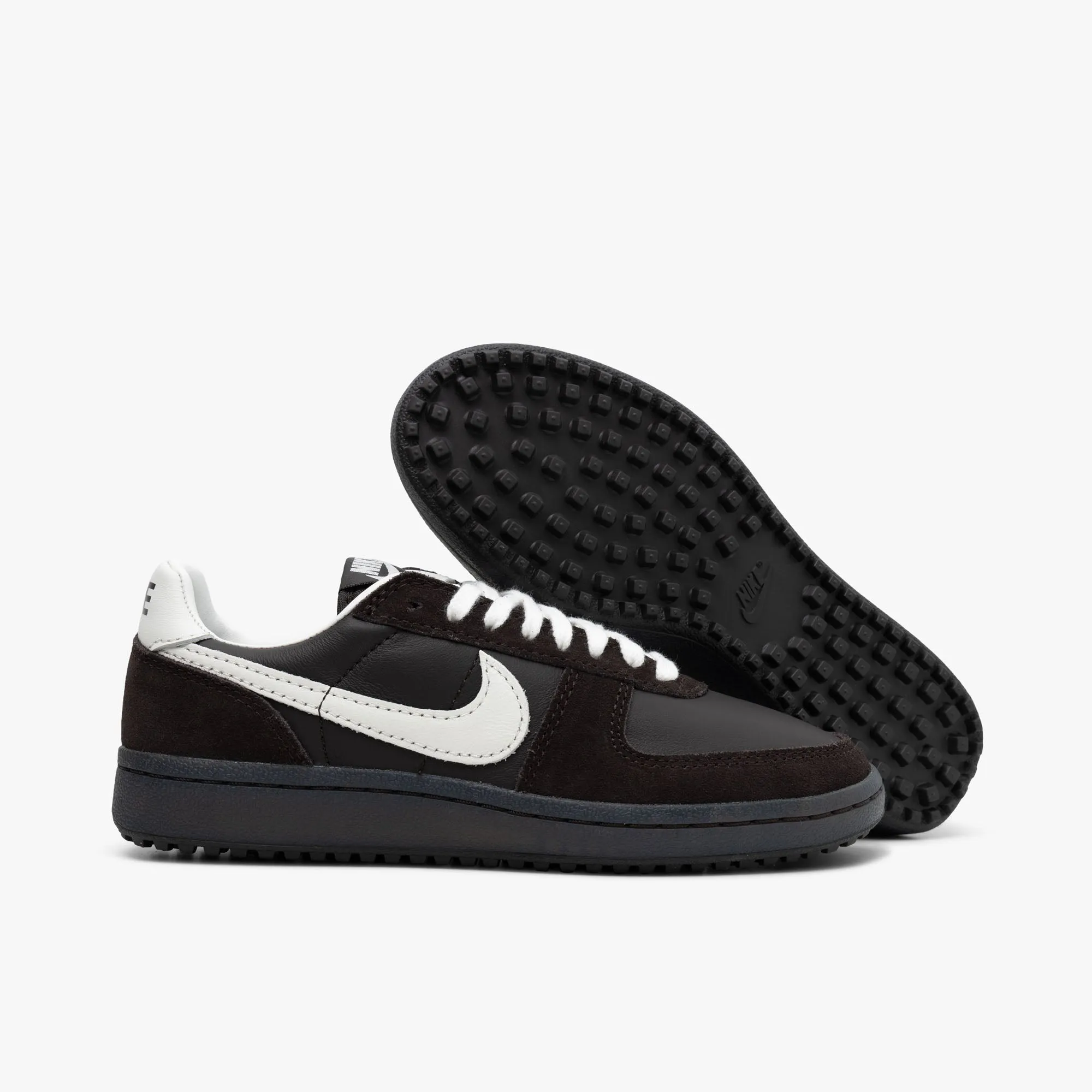 Nike Women's Field General 82 Samtbraun / Segeltuch