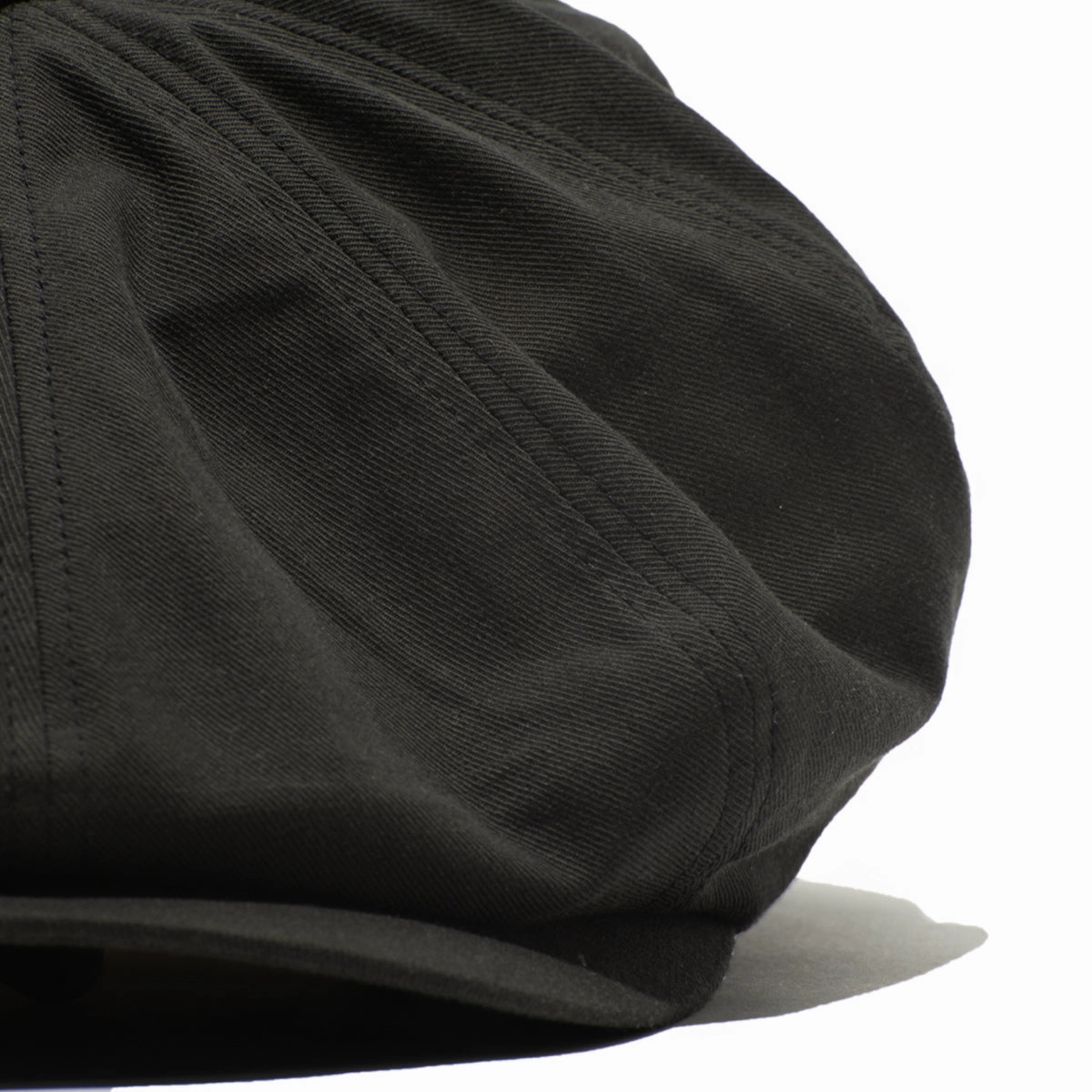 PEAKY CAP - Black