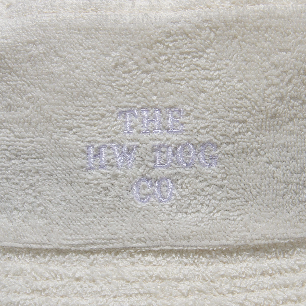 PILE TRUCKER HAT - White