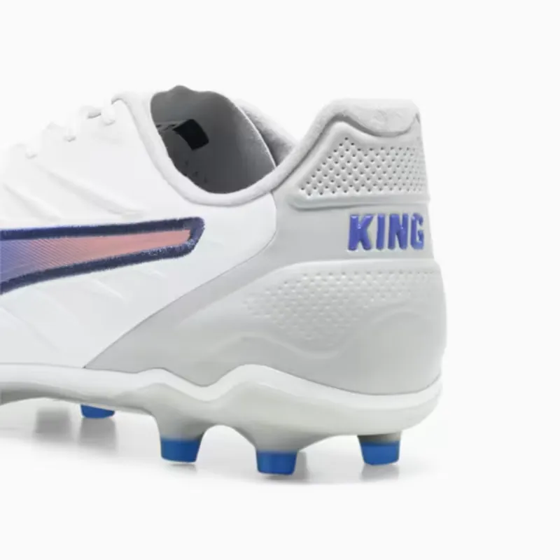 Puma King Pro Stollen für Hartplatz/Kunstrasen