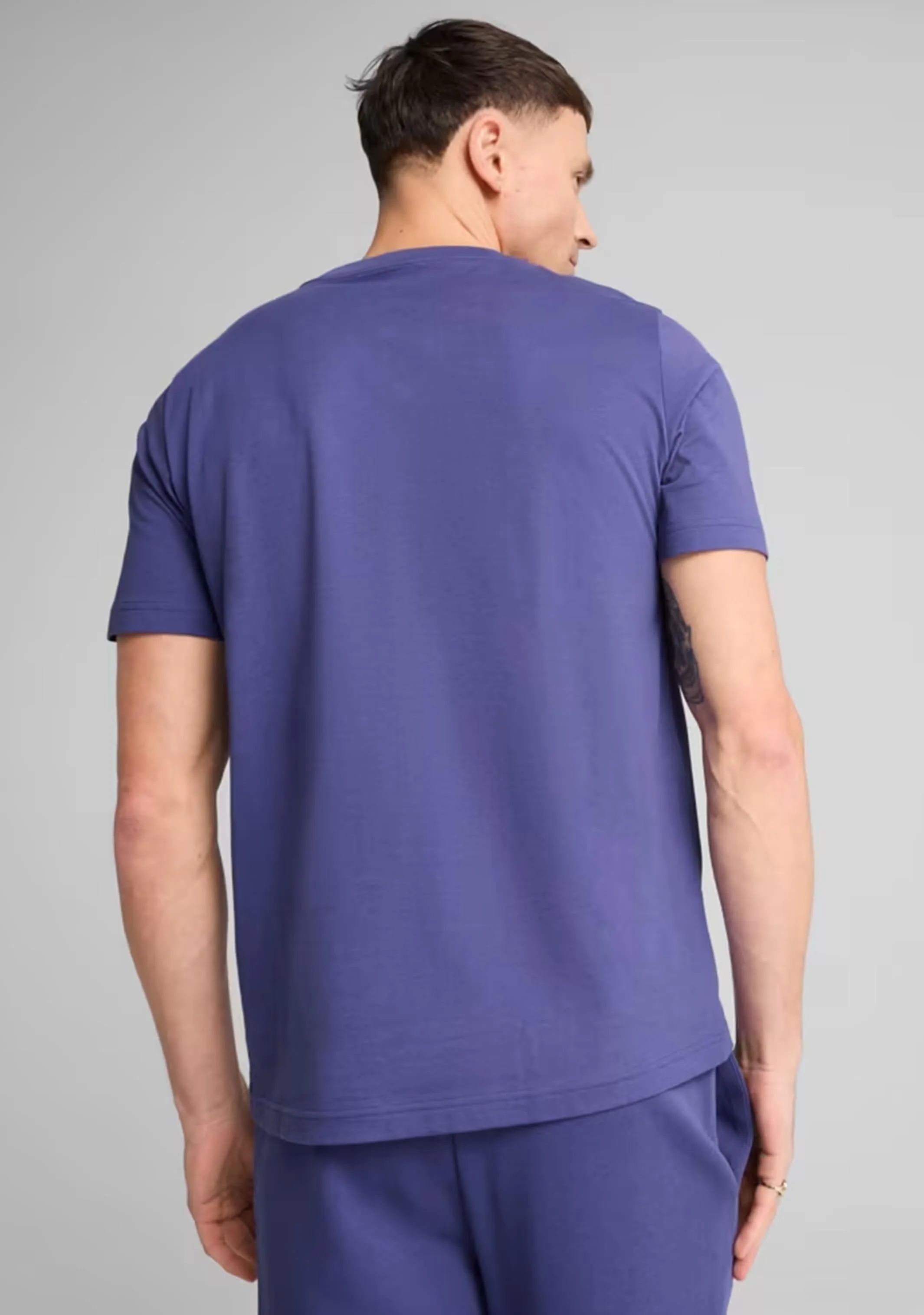 Puma Herren ESS 2 Farbnummer 1 Logo T-Shirt