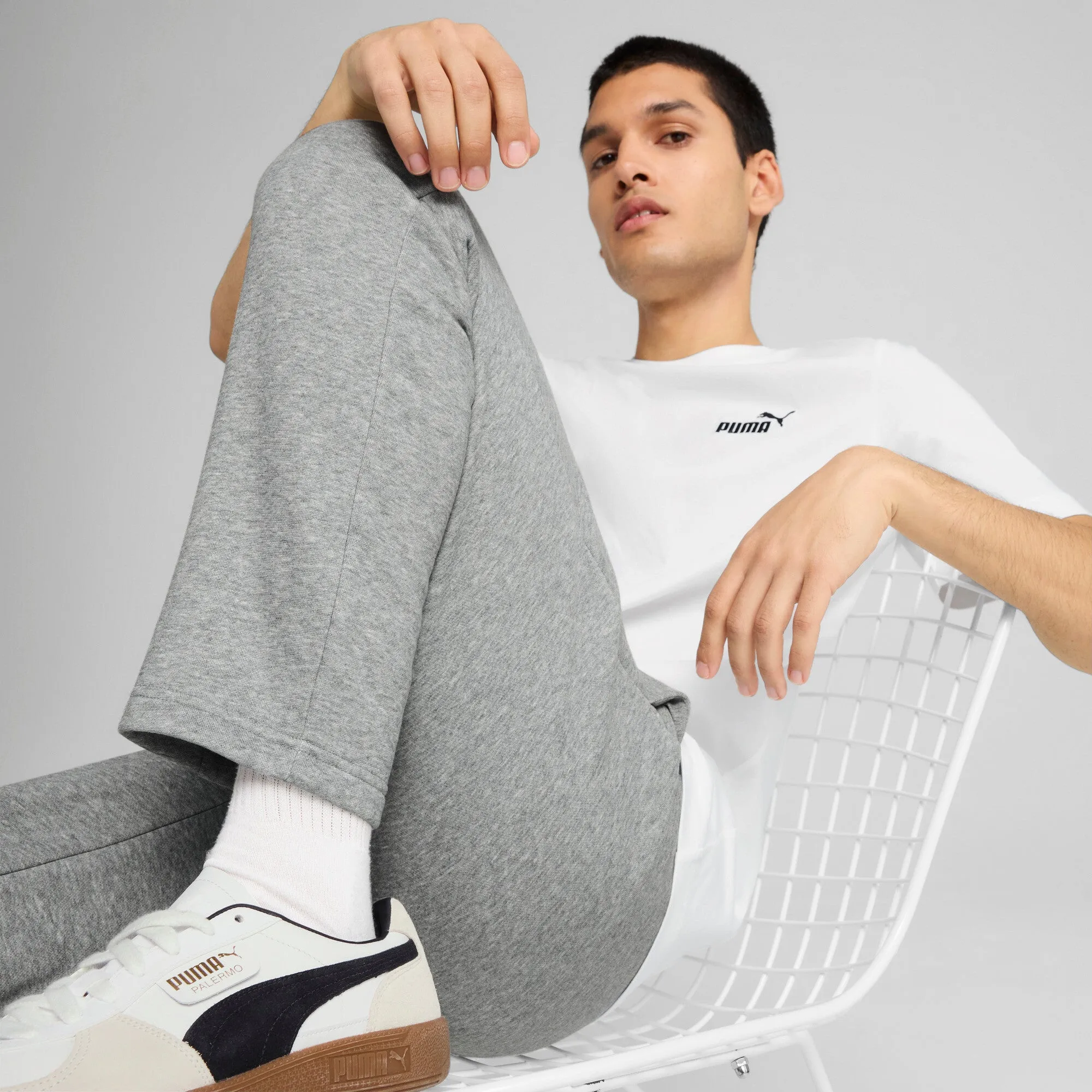 PUMA Herren Essentials No. 1 Logo Sweatpants