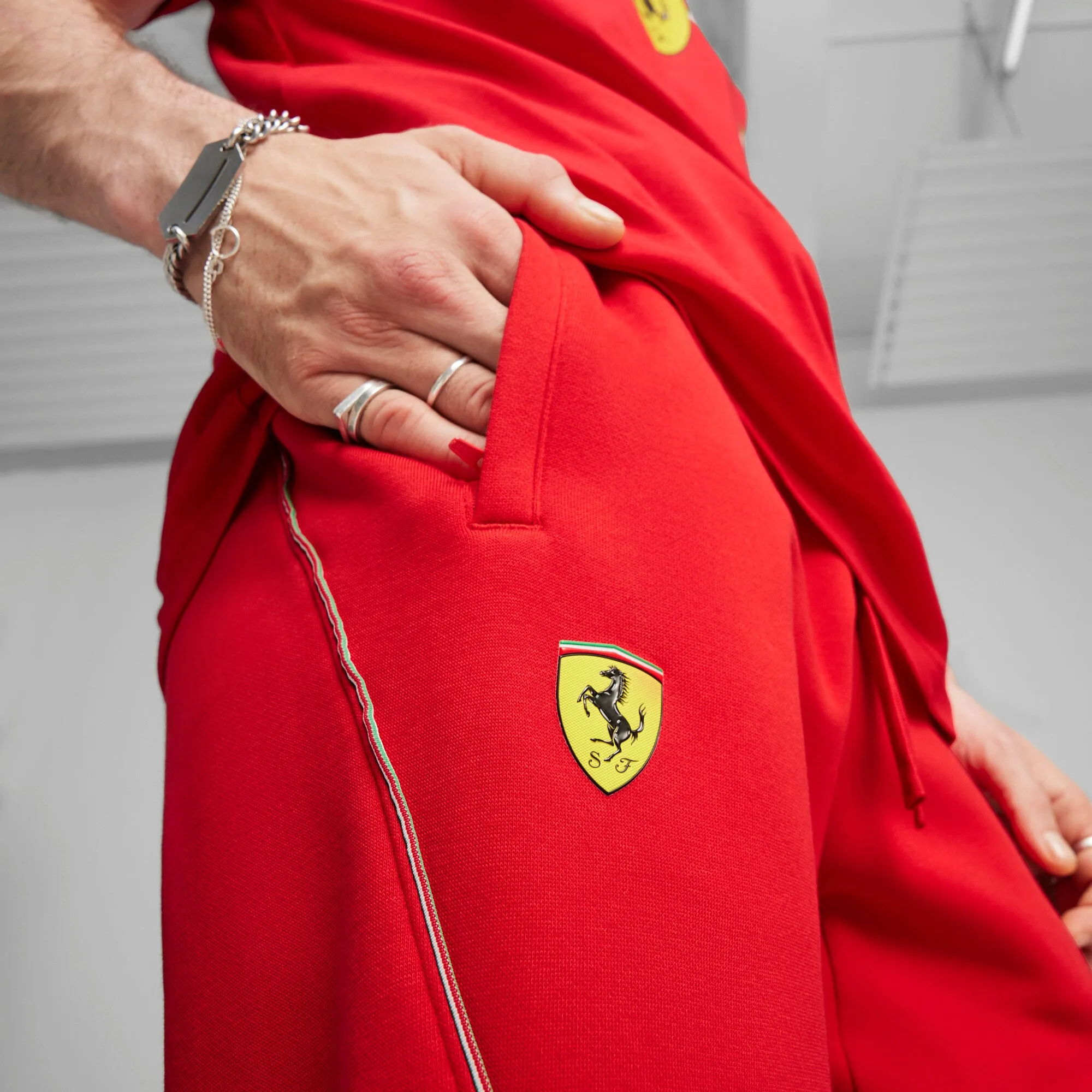 PUMA Herren Scuderia Ferrari Motorsport Renn-Sweatpants