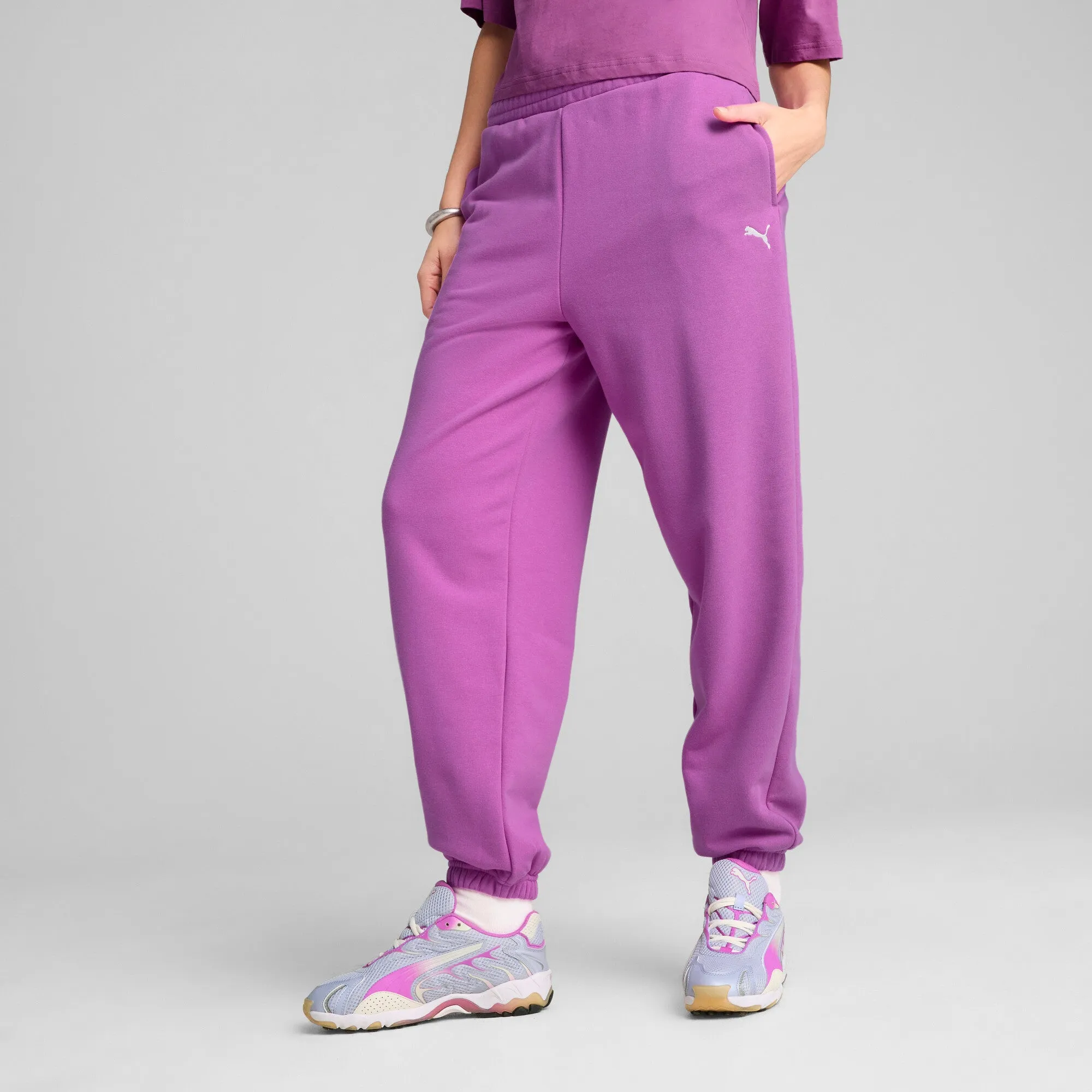PUMA Damen Basic-Look Bequeme Jogginghose
