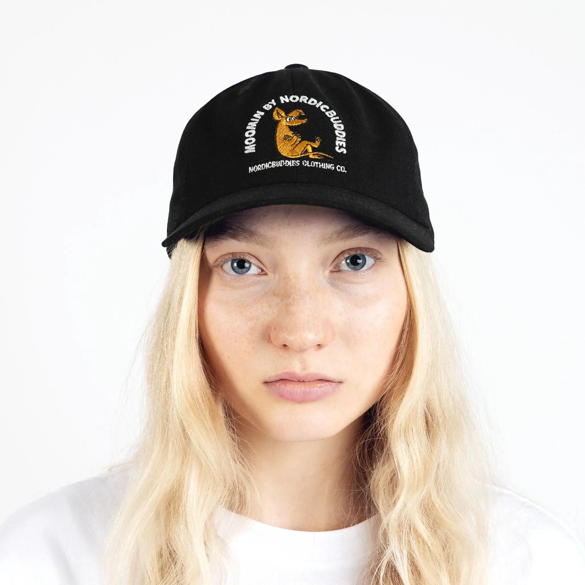 Sniff's Thoughts Adult Cap