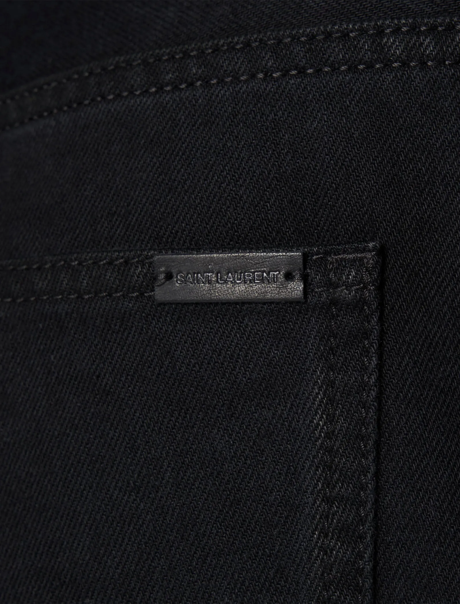 GERADE BAGGY DENIM Kleidung	SAINT LAURENT