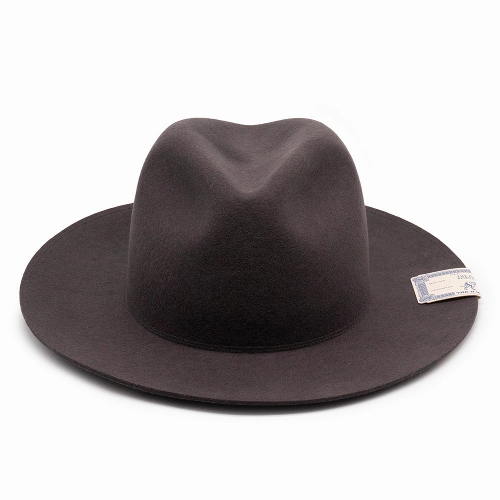 TRAVELERS HAT