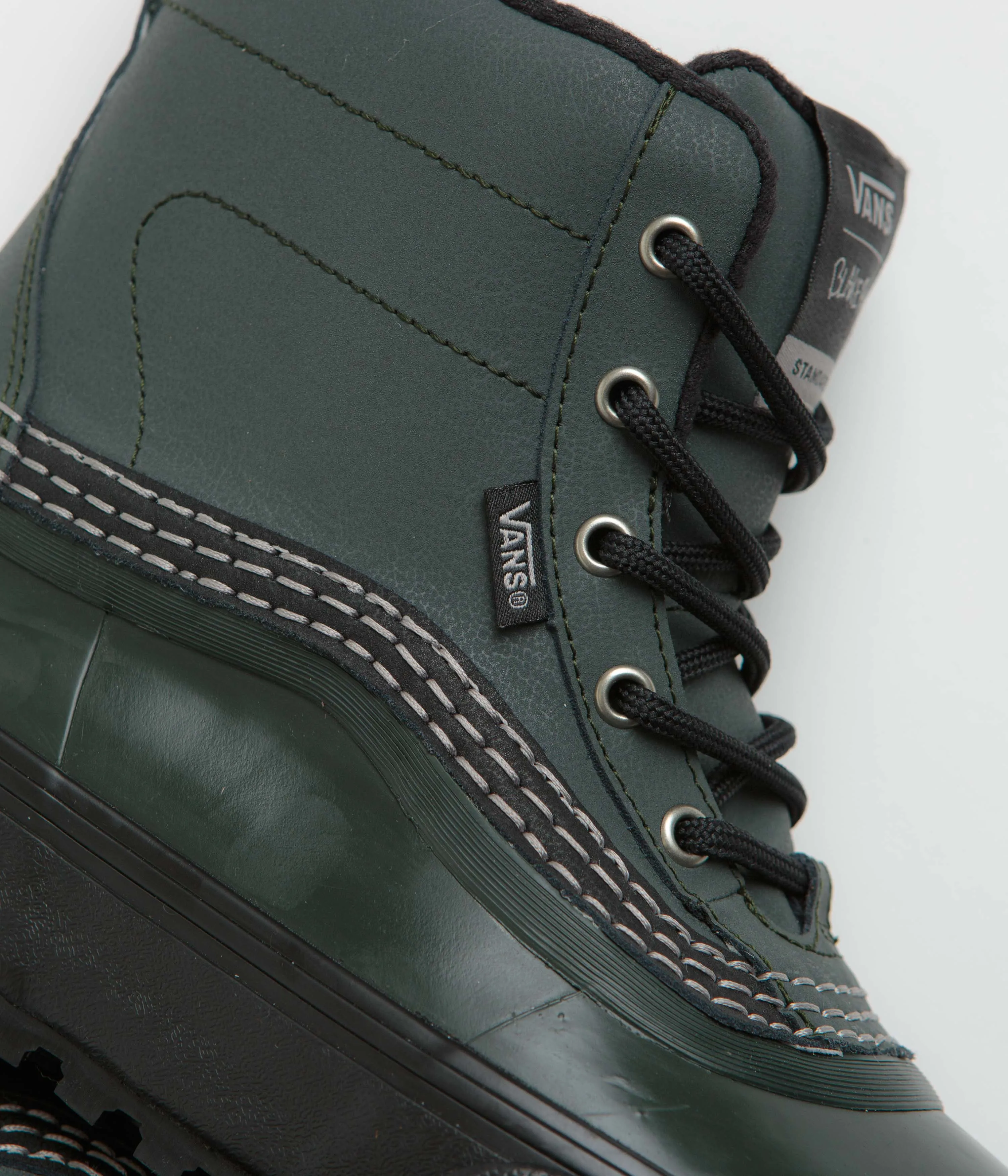 Vans MTE Standard Mid Wasserdichte Schuhe - (Blake Paul) Schwarz / Wald Vans