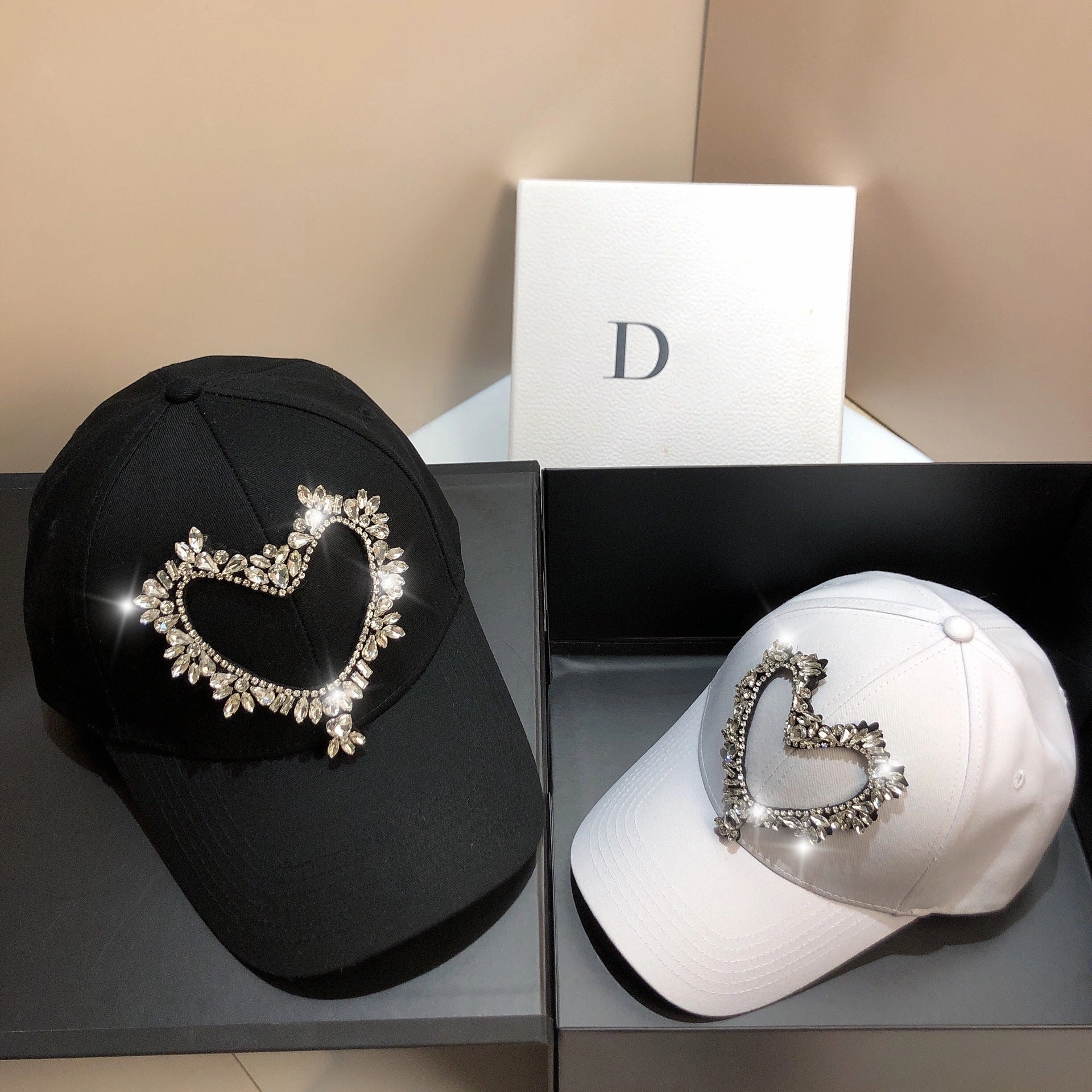 Wholesale Love Solid Color Baseball Cap