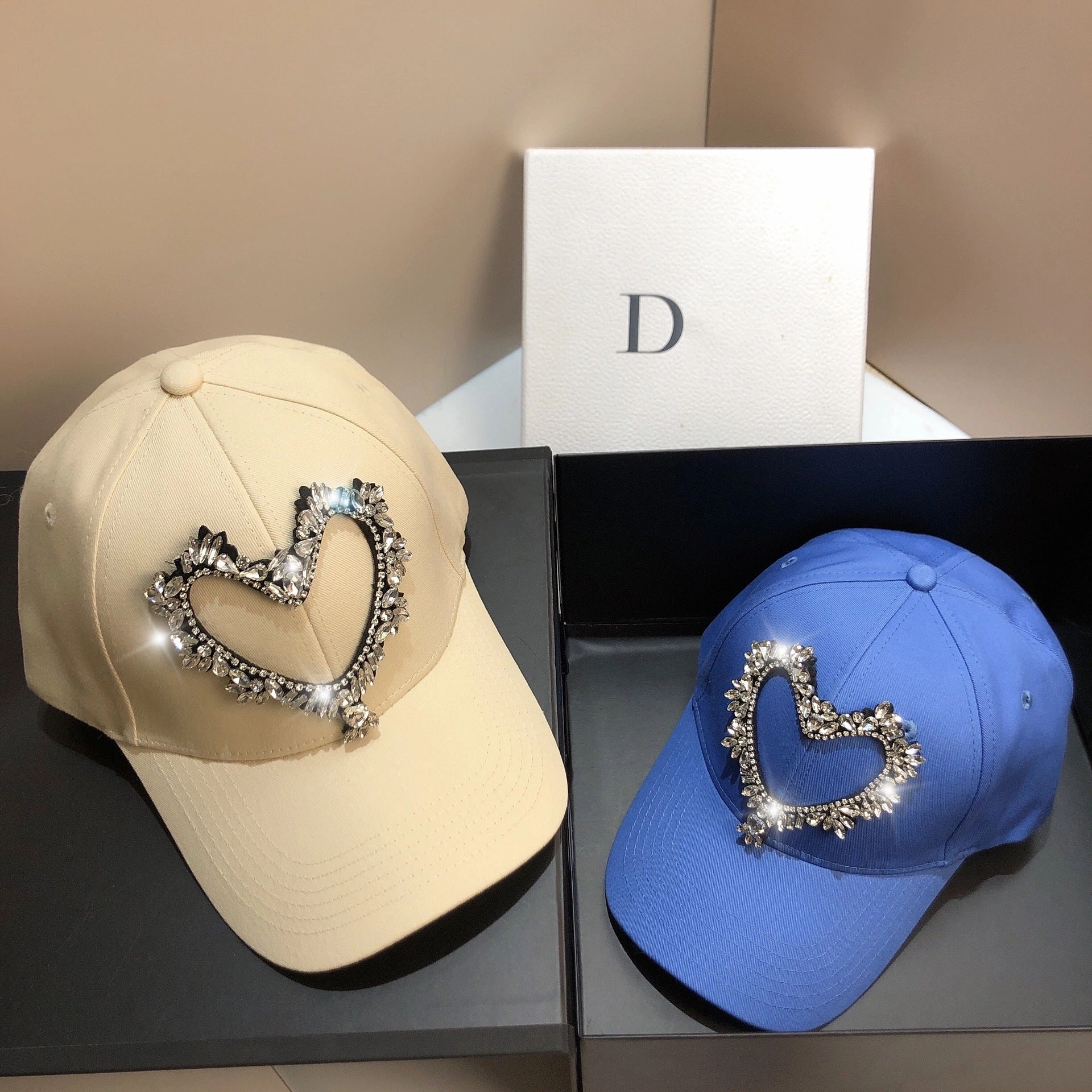 Wholesale Love Solid Color Baseball Cap