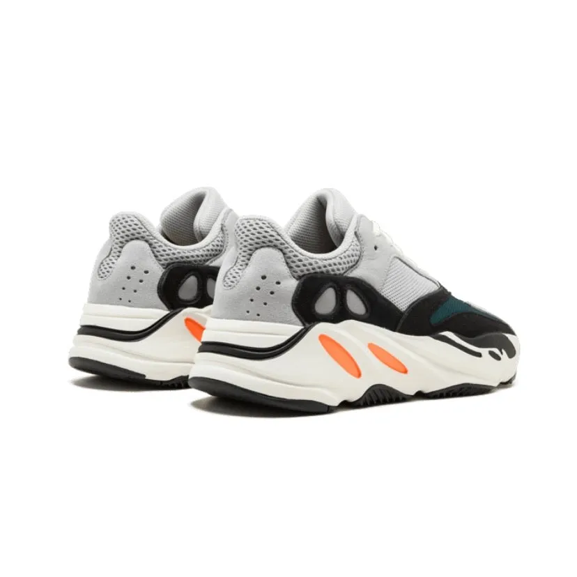 Yeezy Wave Runner 700 